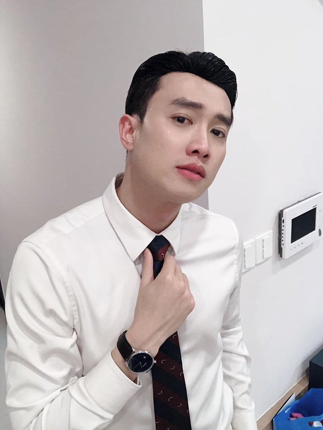 5 cặp đôi Vbiz cực 'đáng nghi' gần đây: Huỳnh Anh - Hồng Quế úp mở, Thuý Ngân - Trương Thế Vinh lộ bí mật vì Trường Giang? - 8 5 cặp đôi Vbiz cực 'đáng nghi' gần đây: Huỳnh Anh - Hồng Quế úp mở, Thuý Ngân - Trương Thế Vinh lộ bí mật vì Trường Giang? - 8