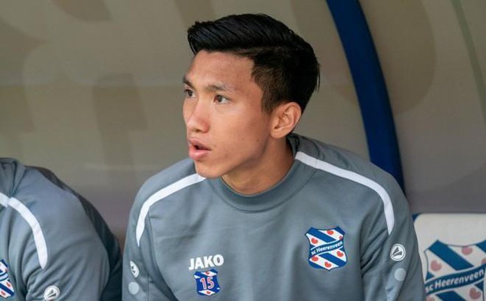 Hà Nội FC 'sốt ruột' chờ Heerenveen chốt tương lai Đoàn Văn Hậu