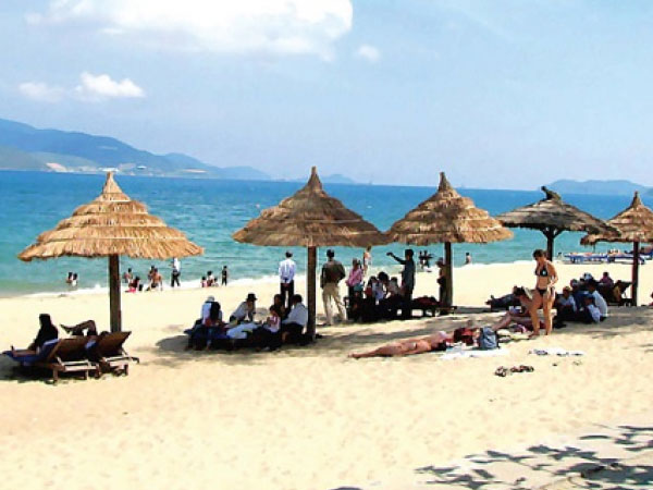Đà Nẵng cho tắm biển trở lại, khách sạn được hoạt động Đà Nẵng cho tắm biển trở lại, khách sạn được hoạt động