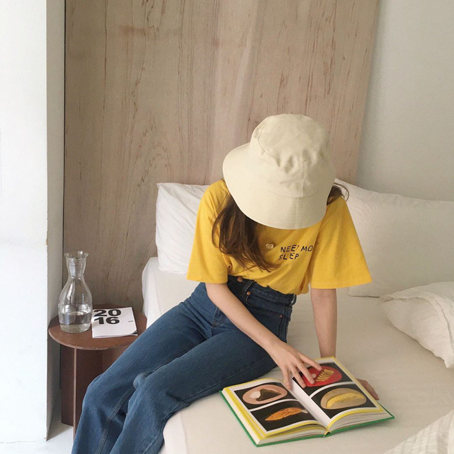 Dành cho hội ngại mix đồ: 4 kiểu áo đơn giản nhưng diện cùng quần jeans xinh đừng hỏi, mặc đẹp chẳng cần cao siêu là đây - 2 Dành cho hội ngại mix đồ: 4 kiểu áo đơn giản nhưng diện cùng quần jeans xinh đừng hỏi, mặc đẹp chẳng cần cao siêu là đây - 2