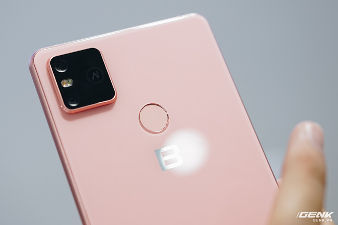 Cận cảnh Bphone B86: Chống nước 'IP68 Plus', camera kép 'như 5 camera', Snapdragon 675, eSIM, giá 8.99/9.99 triệu - 4