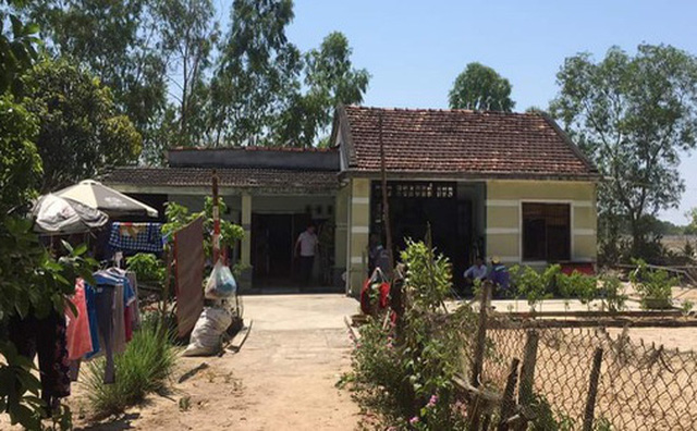 Quảng Nam: Cô gái chết nghi bị bóp cổ, mất dây chuyền, nhẫn vàng Quảng Nam: Cô gái chết nghi bị bóp cổ, mất dây chuyền, nhẫn vàng