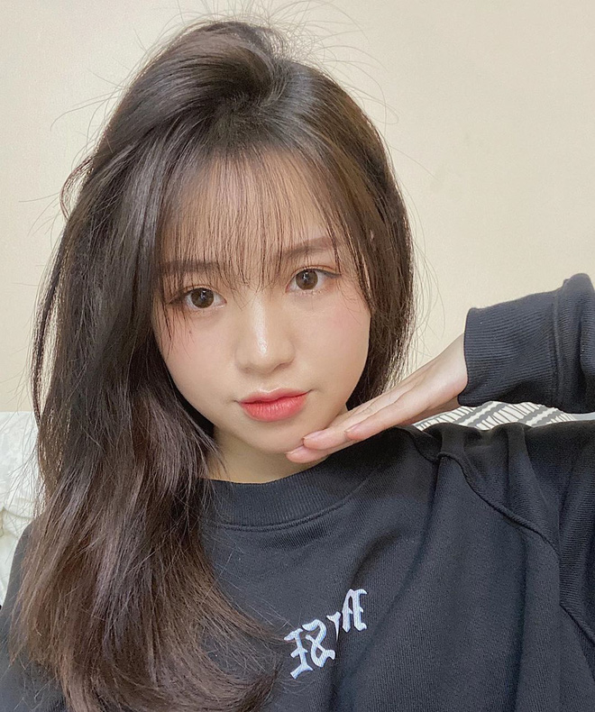 Những bóng hồng đi ngang cuộc đời Quang Hải: Từ hot girl, rich kid đến bà chủ Sài thành rồi cô chủ Hà thành, đủ cả! - 9 Những bóng hồng đi ngang cuộc đời Quang Hải: Từ hot girl, rich kid đến bà chủ Sài thành rồi cô chủ Hà thành, đủ cả! - 9