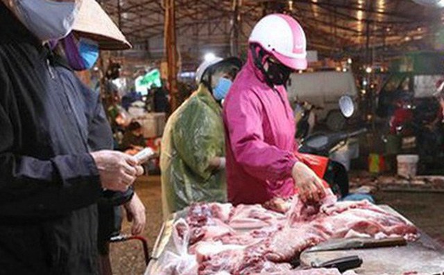Giá lợn hơi 'lên đỉnh', gần 100.000 đồng/kg Giá lợn hơi 'lên đỉnh', gần 100.000 đồng/kg