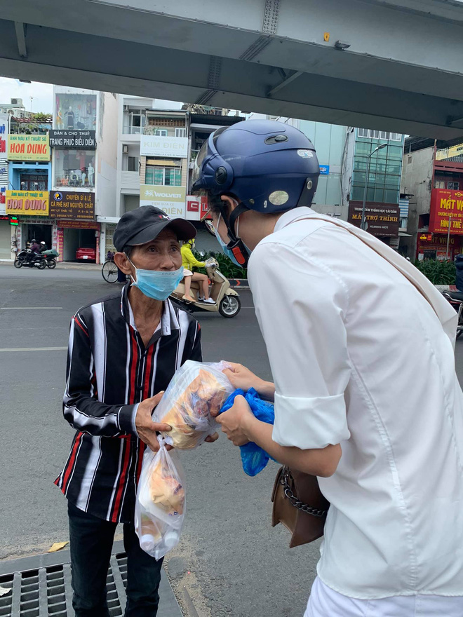 Nhan sắc đoạt vương miện hoa hậu của nữ chính Người ấy là ai từng phát hiện tuesday trên giường bạn trai năm 19 tuổi - 8 Nhan sắc đoạt vương miện hoa hậu của nữ chính Người ấy là ai từng phát hiện tuesday trên giường bạn trai năm 19 tuổi - 8