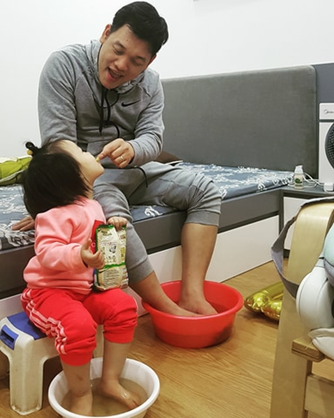 Để con ở nhà để chồng coi rồi đi chợ, mẹ trẻ suýt 'tăng xông' khi chứng kiến cảnh này - 5 Để con ở nhà để chồng coi rồi đi chợ, mẹ trẻ suýt 'tăng xông' khi chứng kiến cảnh này - 5