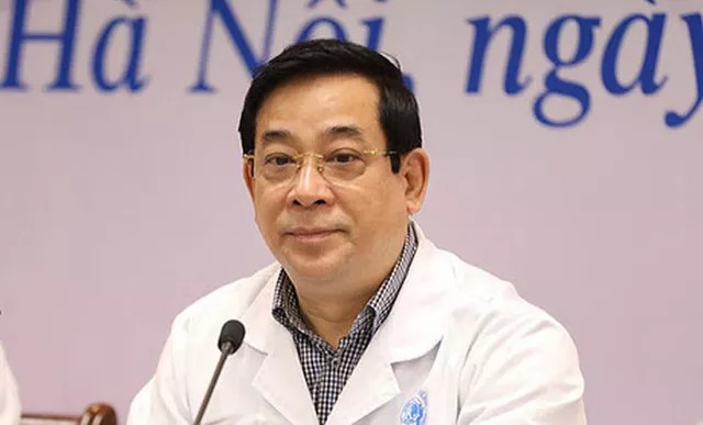 Cân nhắc phương án chuyển phi công người Anh mắc Covid-19 về nước Cân nhắc phương án chuyển phi công người Anh mắc Covid-19 về nước