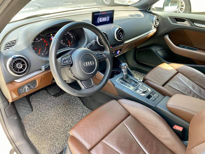 Chạy chỉ 5.800km/năm, hàng hiếm Audi A3 hatchback vẫn mất giá rẻ ngang Mazda3 2020 - 2 Chạy chỉ 5.800km/năm, hàng hiếm Audi A3 hatchback vẫn mất giá rẻ ngang Mazda3 2020 - 2