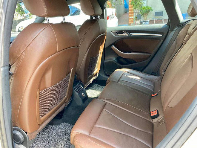 Chạy chỉ 5.800km/năm, hàng hiếm Audi A3 hatchback vẫn mất giá rẻ ngang Mazda3 2020 - 3 Chạy chỉ 5.800km/năm, hàng hiếm Audi A3 hatchback vẫn mất giá rẻ ngang Mazda3 2020 - 3