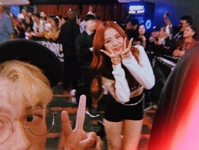 Đu idol đẳng cấp rich kid như Nhất Hoàng: Theo chân BLACKPINK đi muôn nơi, riêng project mừng sinh nhật đã cùng bạn chi hơn 900 triệu VNĐ - 6 Đu idol đẳng cấp rich kid như Nhất Hoàng: Theo chân BLACKPINK đi muôn nơi, riêng project mừng sinh nhật đã cùng bạn chi hơn 900 triệu VNĐ - 6