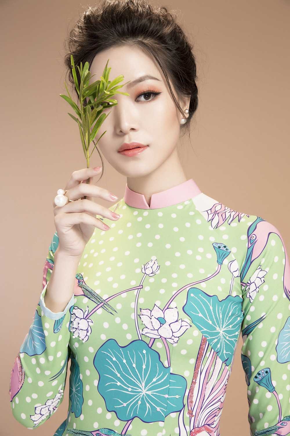 Cuộc sống hiện tại của Hoa hậu Việt Nam từng suýt bị tước vương miện vì bỏ học lớp 12 - 8 Cuộc sống hiện tại của Hoa hậu Việt Nam từng suýt bị tước vương miện vì bỏ học lớp 12 - 8