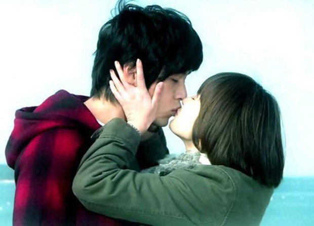Chuyện tình Song Hye Kyo - Hyun Bin: Đẹp nhưng 2 chữ 'tiểu tam' làm nên cái kết thị phi, sau bao đau khổ liệu có về với nhau? - 2 Chuyện tình Song Hye Kyo - Hyun Bin: Đẹp nhưng 2 chữ 'tiểu tam' làm nên cái kết thị phi, sau bao đau khổ liệu có về với nhau? - 2