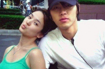 Chuyện tình Song Hye Kyo - Hyun Bin: Đẹp nhưng 2 chữ 'tiểu tam' làm nên cái kết thị phi, sau bao đau khổ liệu có về với nhau? - 6 Chuyện tình Song Hye Kyo - Hyun Bin: Đẹp nhưng 2 chữ 'tiểu tam' làm nên cái kết thị phi, sau bao đau khổ liệu có về với nhau? - 6