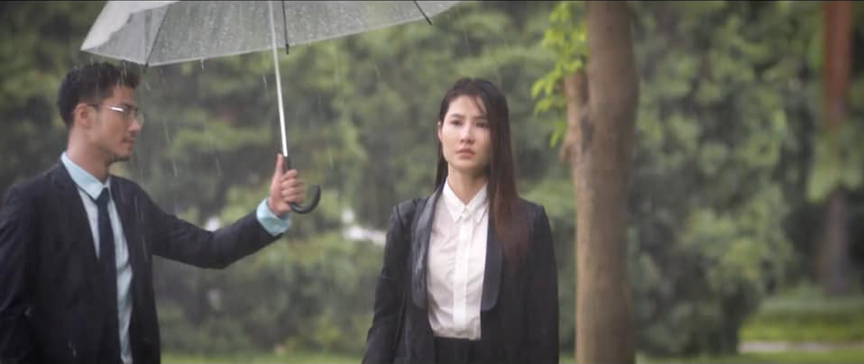 Tình yêu và tham vọng: Lộ ảnh màn đụng độ 'nảy lửa' khiến Linh bị đuổi việc dù sếp Minh hết lòng bảo vệ? - 5 Tình yêu và tham vọng: Lộ ảnh màn đụng độ 'nảy lửa' khiến Linh bị đuổi việc dù sếp Minh hết lòng bảo vệ? - 5