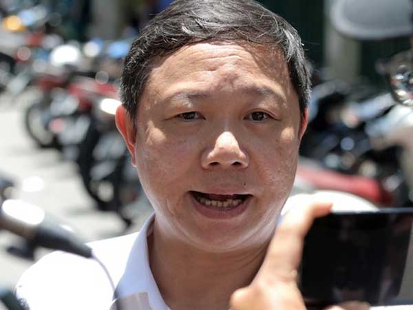 Phó chủ tịch TP.HCM: 3 học sinh bị cây đè thương tích khá nặng