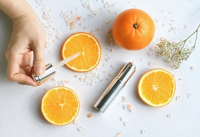 Những điều cần biết khi chọn và sử dụng serum vitamin C - 1 Những điều cần biết khi chọn và sử dụng serum vitamin C - 1
