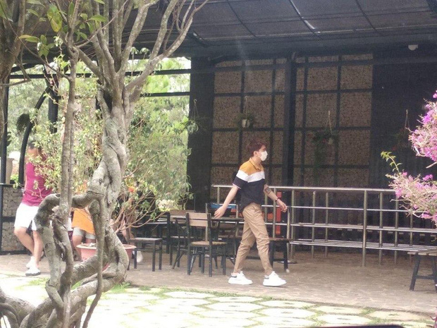 HOT: Ninh Dương Lan Ngọc lộ ảnh ôm ấp thân mật Chi Dân tại Đà Lạt - 1 HOT: Ninh Dương Lan Ngọc lộ ảnh ôm ấp thân mật Chi Dân tại Đà Lạt - 1