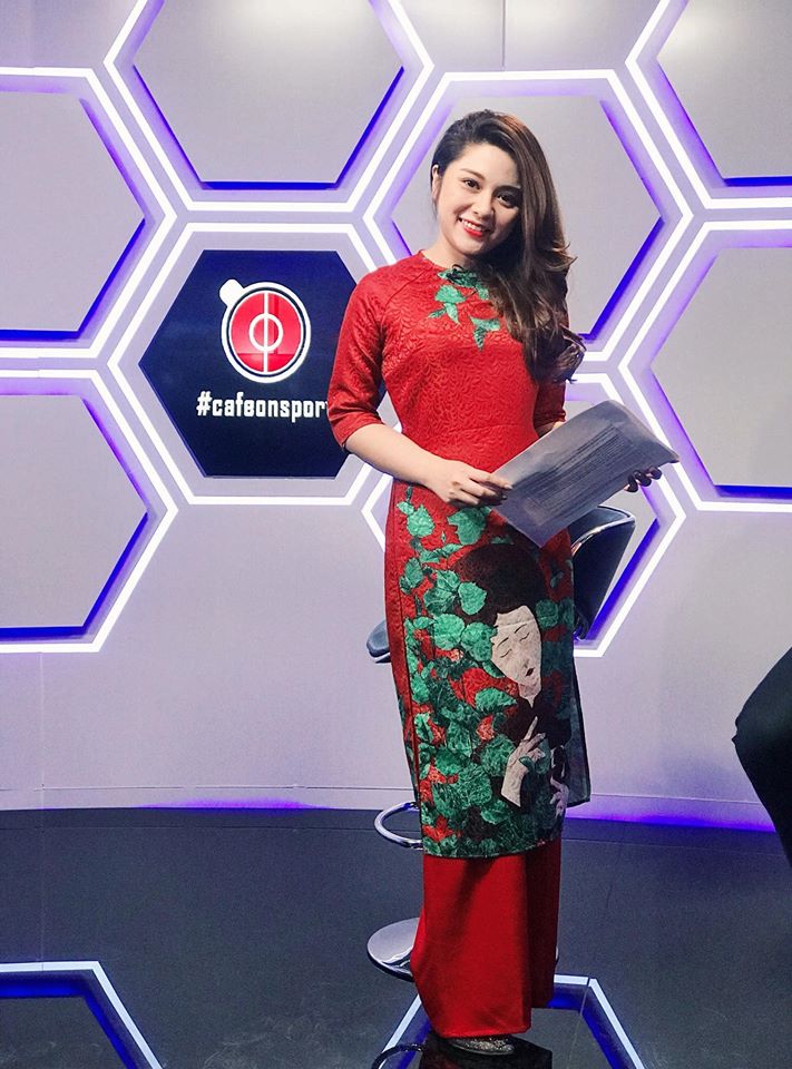 Hình ảnh đời thường xinh đẹp, dịu dàng của nữ MC VTV mắc bệnh ung thư máu ở tuổi 29 khiến khán giả xót xa - 4 Hình ảnh đời thường xinh đẹp, dịu dàng của nữ MC VTV mắc bệnh ung thư máu ở tuổi 29 khiến khán giả xót xa - 4