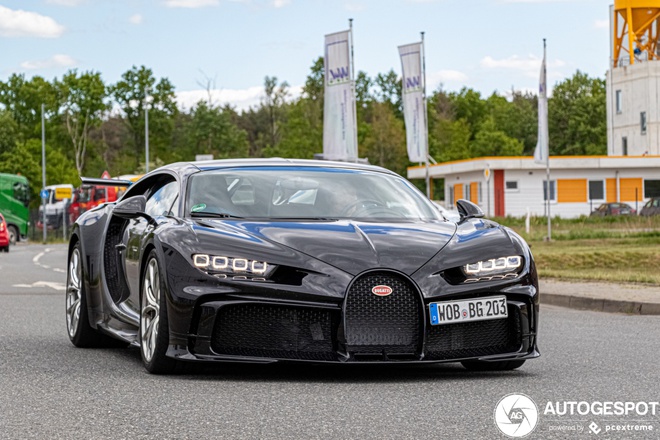 Siêu xe hàng độc Bugatti Chiron Pur Sport đầu tiên ra biển số Siêu xe hàng độc Bugatti Chiron Pur Sport đầu tiên ra biển số