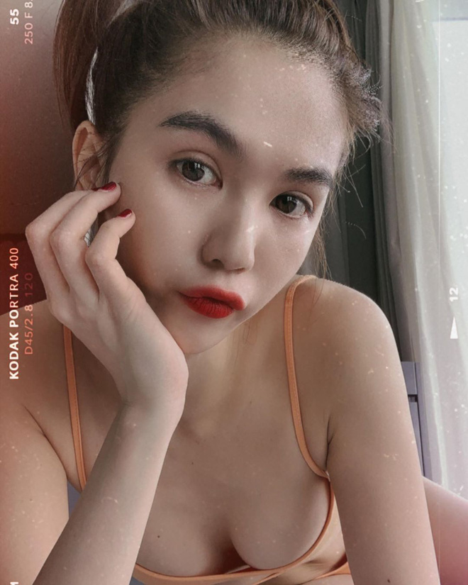 Liên tục bị chê gầy trơ xương nhưng Ngọc Trinh vẫn tự hào khoe body vì biểu cảm này của bạn trai - 4 Liên tục bị chê gầy trơ xương nhưng Ngọc Trinh vẫn tự hào khoe body vì biểu cảm này của bạn trai - 4