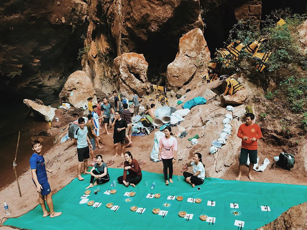 Chàng trai lần đầu tiết lộ nhiều sự thật ít biết về 'hố tử thần' cao nhất Việt Nam, khẳng định nhiều bài đăng trên MXH đưa thông tin sai lệch gây hiểu lầm - 9 Chàng trai lần đầu tiết lộ nhiều sự thật ít biết về 'hố tử thần' cao nhất Việt Nam, khẳng định nhiều bài đăng trên MXH đưa thông tin sai lệch gây hiểu lầm - 9