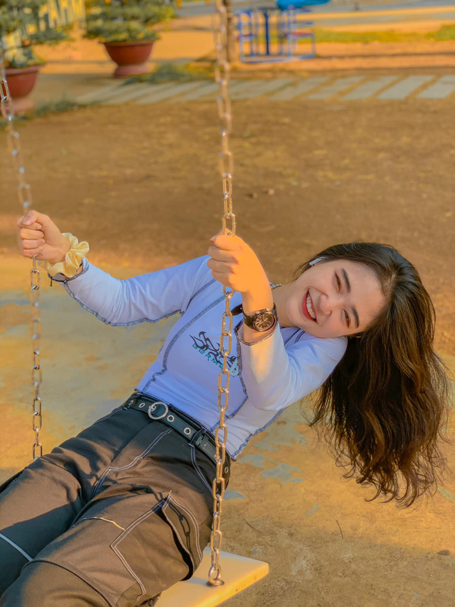 Chùm ảnh: Nhan sắc của loạt gái xinh bàn bên khiến đám con trai không còn muốn crush nữ sinh trường ngoài - 7 Chùm ảnh: Nhan sắc của loạt gái xinh bàn bên khiến đám con trai không còn muốn crush nữ sinh trường ngoài - 7