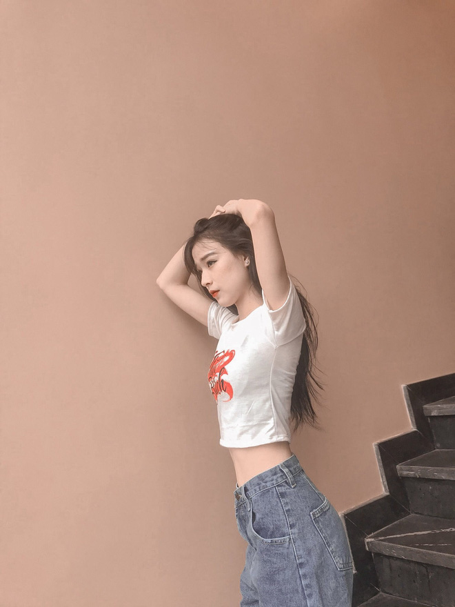 Chùm ảnh: Nhan sắc của loạt gái xinh bàn bên khiến đám con trai không còn muốn crush nữ sinh trường ngoài - 10 Chùm ảnh: Nhan sắc của loạt gái xinh bàn bên khiến đám con trai không còn muốn crush nữ sinh trường ngoài - 10