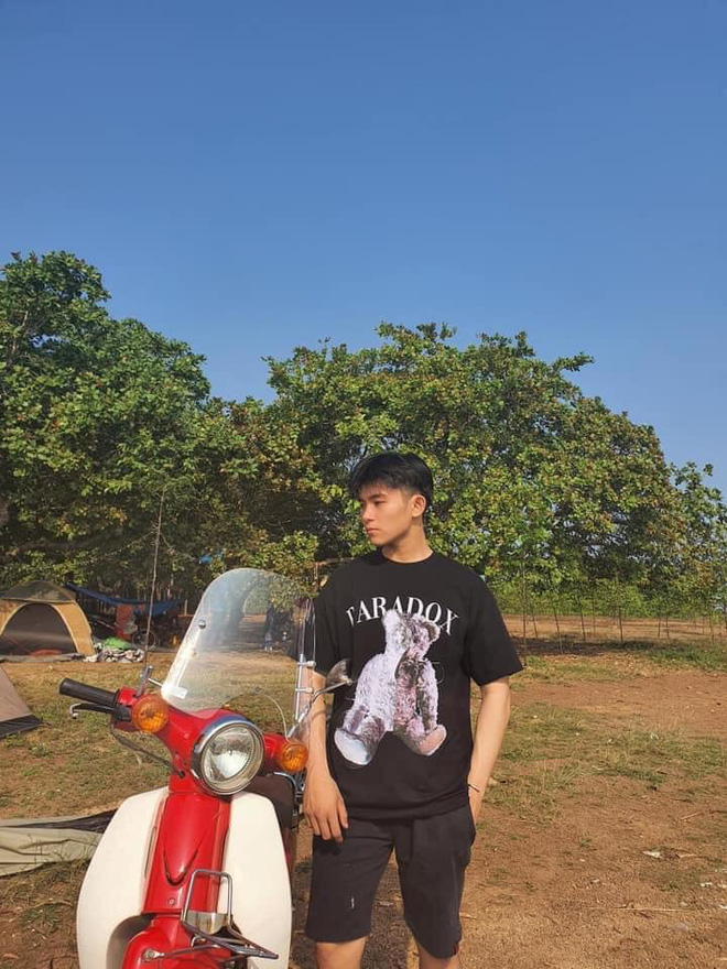 Nam sinh 2002 đẹp trai như tài tử Hong Kong, body săn chắc 6 múi - 6 Nam sinh 2002 đẹp trai như tài tử Hong Kong, body săn chắc 6 múi - 6