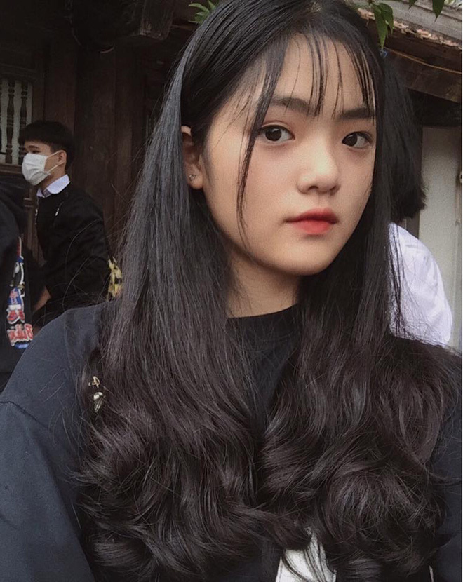 Xinh xuất thần trên sóng Đường lên đỉnh Olympia, nữ sinh giật spotlight hơn cả chủ nhân nguyệt quế - 3 Xinh xuất thần trên sóng Đường lên đỉnh Olympia, nữ sinh giật spotlight hơn cả chủ nhân nguyệt quế - 3