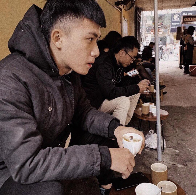 Đội Lễ tân đẹp trai xinh gái ngút ngàn của ĐH Kinh tế Quốc dân - 2 Đội Lễ tân đẹp trai xinh gái ngút ngàn của ĐH Kinh tế Quốc dân - 2