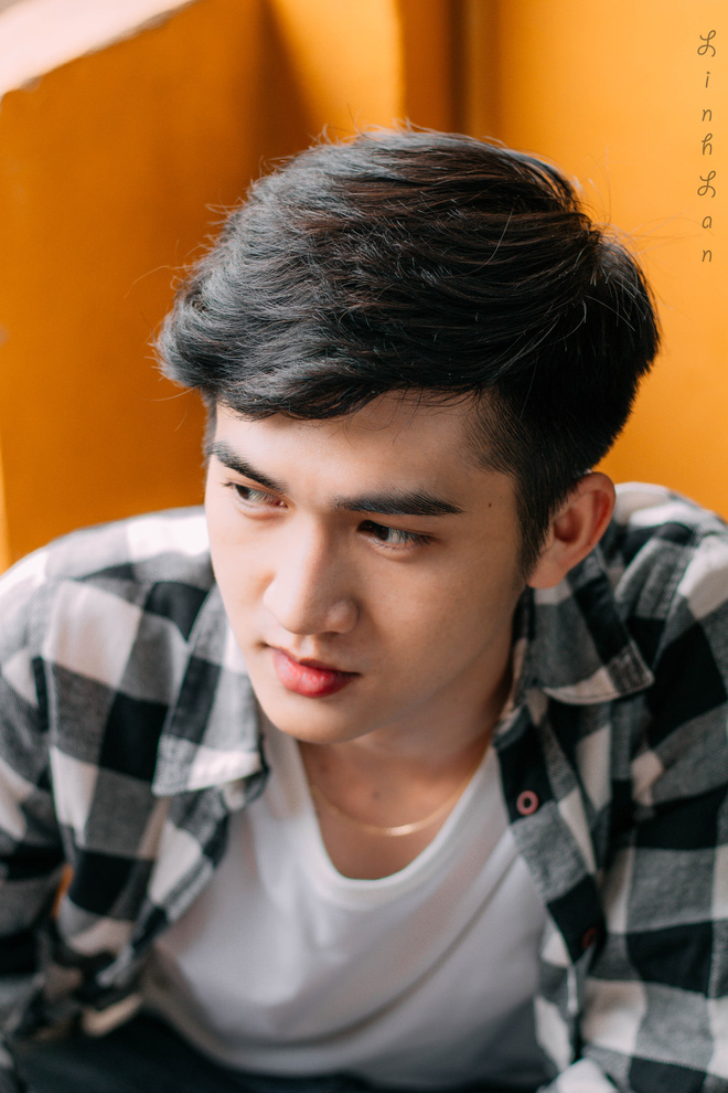 Nam sinh khoe ảnh thẻ khiến dân tình 'chết đứ đừ' - 1 Nam sinh khoe ảnh thẻ khiến dân tình 'chết đứ đừ' - 1