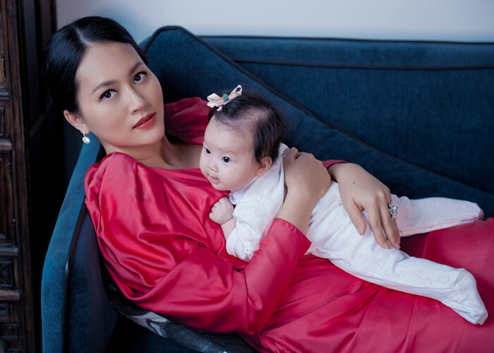 Diễn viên ‘Cánh đồng bất tận’ tiết lộ cuộc sống bận rộn với 3 nhóc tì nhỏ - 5 Diễn viên ‘Cánh đồng bất tận’ tiết lộ cuộc sống bận rộn với 3 nhóc tì nhỏ - 5