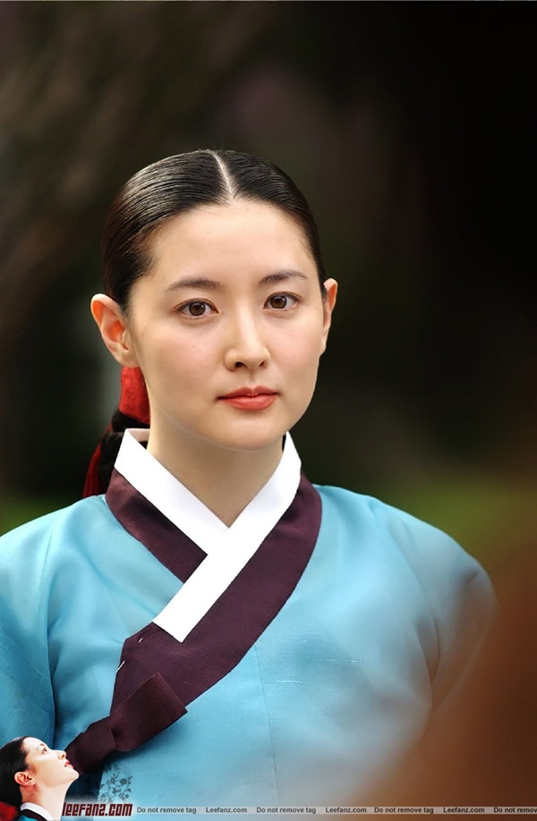 'Nàng Dae Jang Geum' khoe ảnh mặt mộc lộ dấu hiệu lão hóa ở tuổi U50 nhưng vẫn khiến công chúng mê mẩn - 1 'Nàng Dae Jang Geum' khoe ảnh mặt mộc lộ dấu hiệu lão hóa ở tuổi U50 nhưng vẫn khiến công chúng mê mẩn - 1
