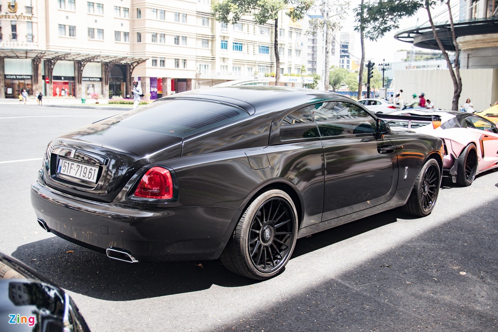 Rời ông Đặng Lê Nguyên Vũ, Rolls-Royce Wraith được lột xác ấn tượng - 1 Rời ông Đặng Lê Nguyên Vũ, Rolls-Royce Wraith được lột xác ấn tượng - 1