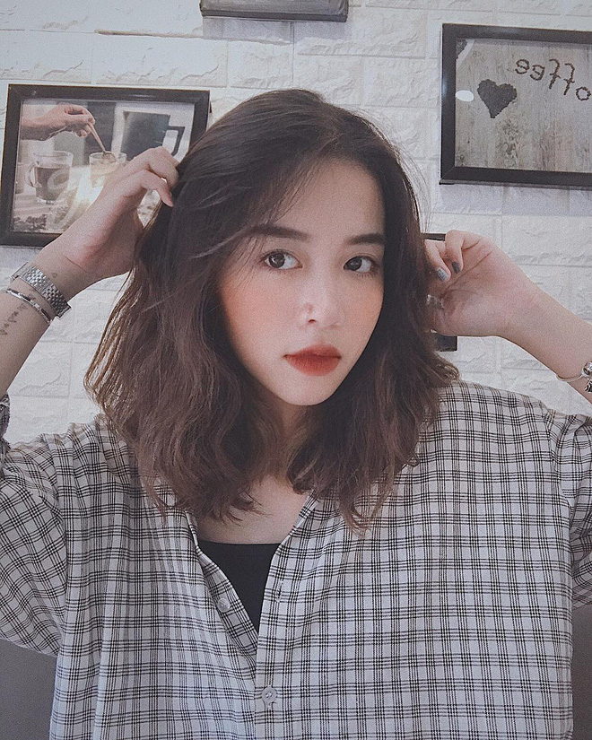 Pha dậy thì thành công của cô nàng sinh năm 1999 từng bị body shaming mỗi ngày chỉ vì... đen - 7 Pha dậy thì thành công của cô nàng sinh năm 1999 từng bị body shaming mỗi ngày chỉ vì... đen - 7