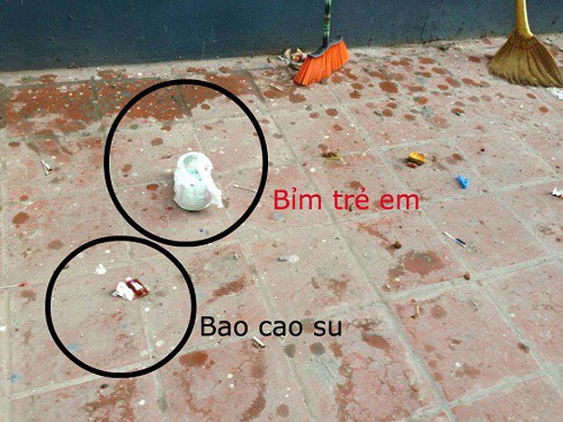Kinh hãi những 'vật thể lạ' rơi xuống đầu cư dân các khu chung cư: Ý thức cất đi đâu vậy những người hàng xóm? - 9 Kinh hãi những 'vật thể lạ' rơi xuống đầu cư dân các khu chung cư: Ý thức cất đi đâu vậy những người hàng xóm? - 9