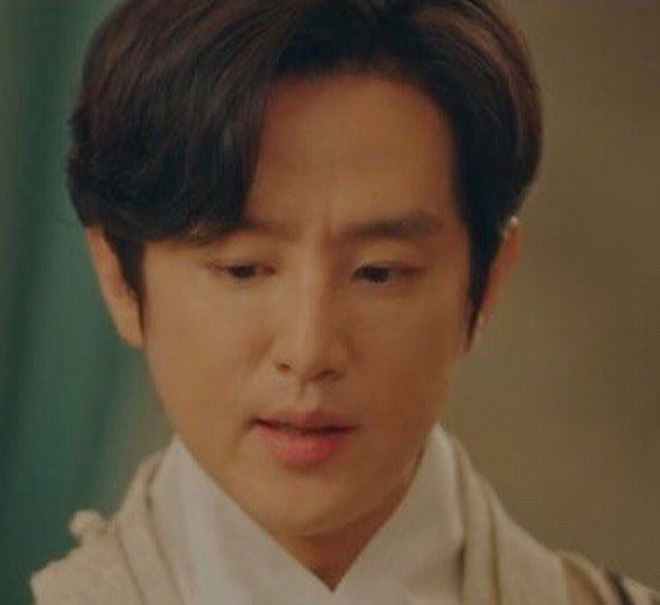Quân Vương Bất Diệt lộ ảnh sốc đến cạn lời: Nghịch tặc Lee Lim lên làm vua, Lee Min Ho xuống kiếp làm dân đen? - 2 Quân Vương Bất Diệt lộ ảnh sốc đến cạn lời: Nghịch tặc Lee Lim lên làm vua, Lee Min Ho xuống kiếp làm dân đen? - 2