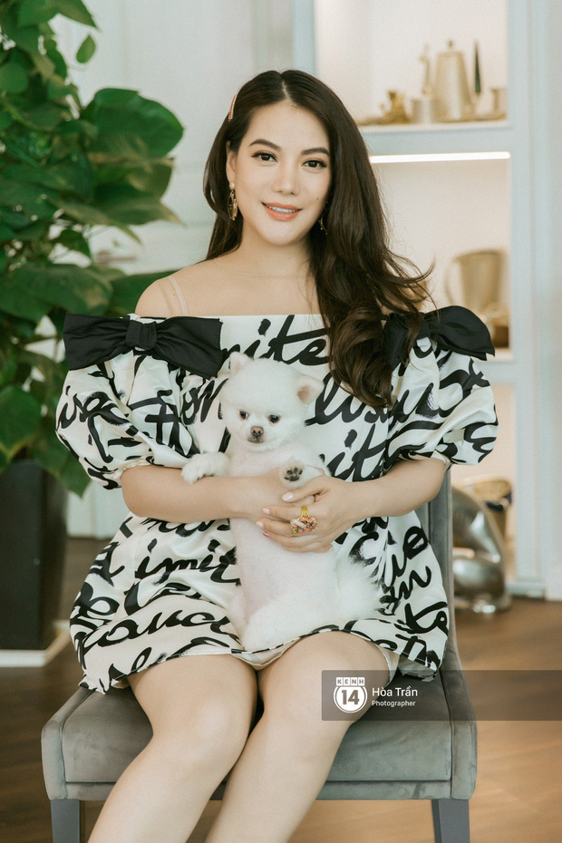 Nghe Trương Ngọc Ánh kể chuyện cuộc đời, tin đồn tình cảm hậu 'sóng gió', và lời chúc Kim Lý - Hà Hồ có song thai - 17 Nghe Trương Ngọc Ánh kể chuyện cuộc đời, tin đồn tình cảm hậu 'sóng gió', và lời chúc Kim Lý - Hà Hồ có song thai - 17