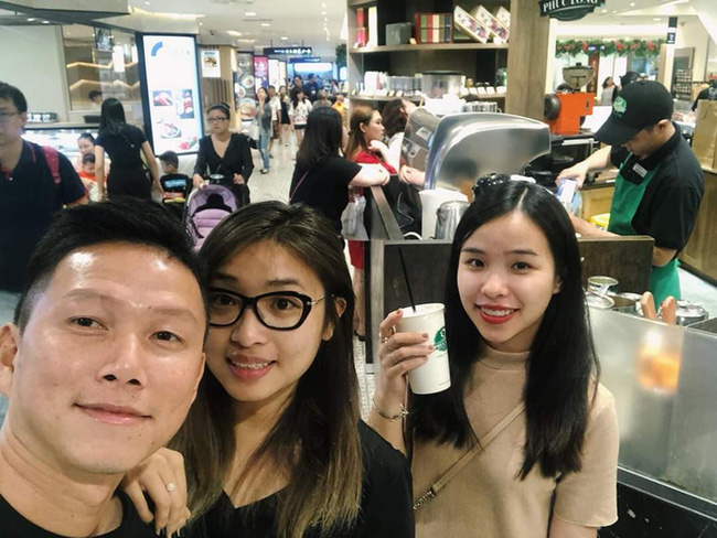 Công Phượng 'chơi lớn' khi chọn khách sạn 5 sao từng đón David Beckham để tổ chức tiệc đính hôn, danh tính 'ông mối mát tay' được tiết lộ - 8 Công Phượng 'chơi lớn' khi chọn khách sạn 5 sao từng đón David Beckham để tổ chức tiệc đính hôn, danh tính 'ông mối mát tay' được tiết lộ - 8