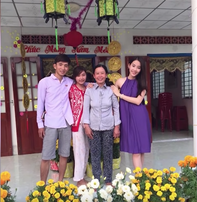 Nam Em tiết lộ chuyện yêu thầy giáo và nỗi ân hận lớn nhất cuộc đời - 3 Nam Em tiết lộ chuyện yêu thầy giáo và nỗi ân hận lớn nhất cuộc đời - 3