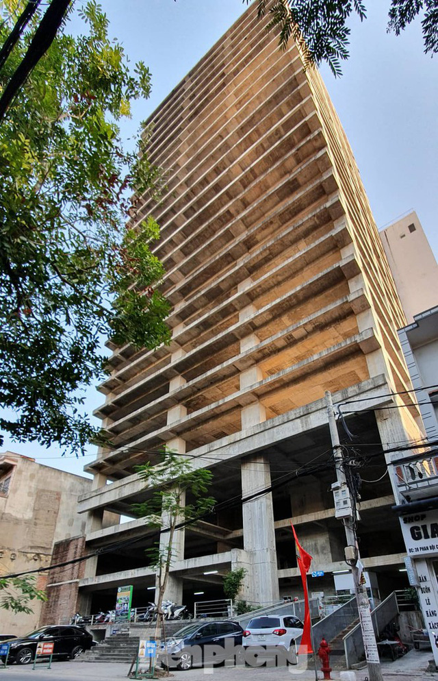 Kiểm toán chỉ ra loạt sai phạm cao ốc bỏ hoang trên 'đất vàng' Hải Phòng - 1 Kiểm toán chỉ ra loạt sai phạm cao ốc bỏ hoang trên 'đất vàng' Hải Phòng - 1