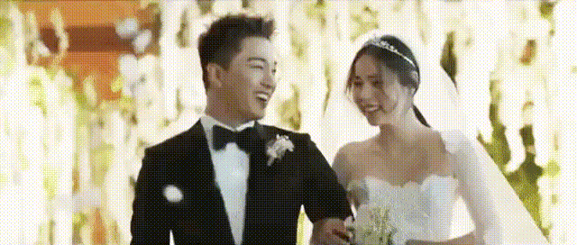 Taeyang (BIGBANG) lần đầu kể chuyện cưới Min Hyo Rin: 'Nếu như không phải là cô gái này, tôi đã không nghĩ đến chuyện kết hôn' Taeyang (BIGBANG) lần đầu kể chuyện cưới Min Hyo Rin: 'Nếu như không phải là cô gái này, tôi đã không nghĩ đến chuyện kết hôn'