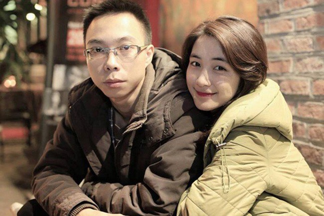 Đường tình trắc trở của Hòa Minzy: Từng khóc cạn nước mắt vì cuộc tình day dứt với Công Phượng cho tới khi gặp được người đàn ông chỉ mang tới nụ cười - 1 Đường tình trắc trở của Hòa Minzy: Từng khóc cạn nước mắt vì cuộc tình day dứt với Công Phượng cho tới khi gặp được người đàn ông chỉ mang tới nụ cười - 1