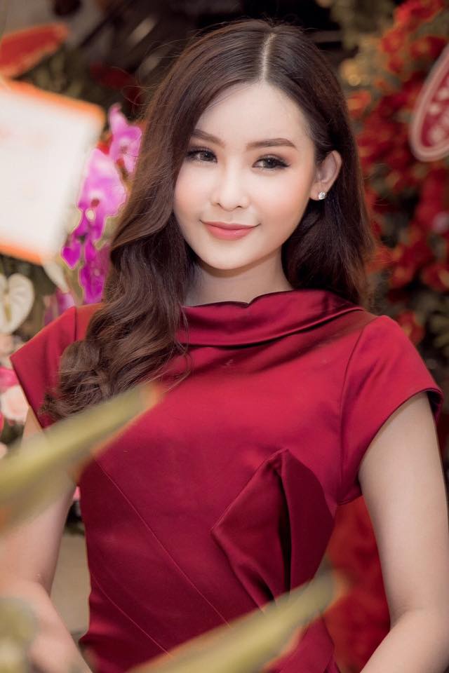 Qua chặng đường 3 năm với nhan sắc 'lên bổng xuống trầm', Lê Âu Ngân Anh từng gây ồn ào với đôi môi tều bây giờ ra sao? - 3 Qua chặng đường 3 năm với nhan sắc 'lên bổng xuống trầm', Lê Âu Ngân Anh từng gây ồn ào với đôi môi tều bây giờ ra sao? - 3