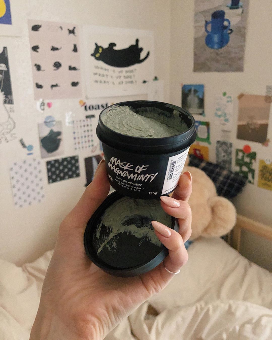 Lỗ chân lông to ngoác hay mụn đầu đen khó trị đều bị 'thu phục' nhờ 4 dòng mask đất sét chuyên dụng cho mùa Hè - 5 Lỗ chân lông to ngoác hay mụn đầu đen khó trị đều bị 'thu phục' nhờ 4 dòng mask đất sét chuyên dụng cho mùa Hè - 5