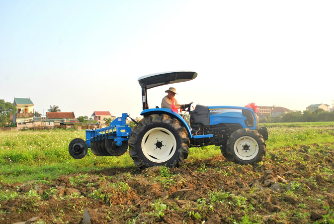 Tại sao máy kéo lại có bánh trước nhỏ bánh sau to? Tại sao máy kéo lại có bánh trước nhỏ bánh sau to?