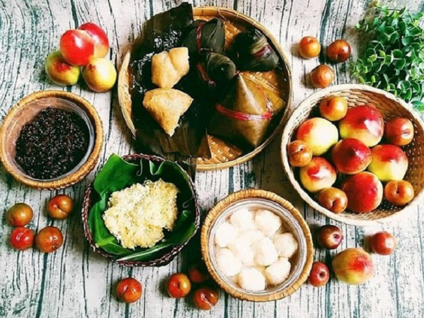 Vì sao lại có phong tục 'diệt sâu bọ' vào ngày Tết Đoan Ngọ? - 2 Vì sao lại có phong tục 'diệt sâu bọ' vào ngày Tết Đoan Ngọ? - 2