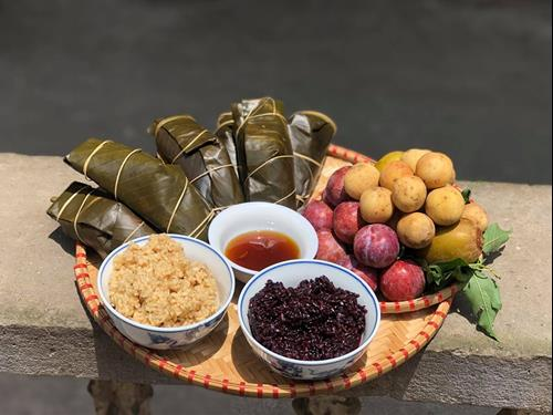 Vì sao lại có phong tục 'diệt sâu bọ' vào ngày Tết Đoan Ngọ? - 3 Vì sao lại có phong tục 'diệt sâu bọ' vào ngày Tết Đoan Ngọ? - 3