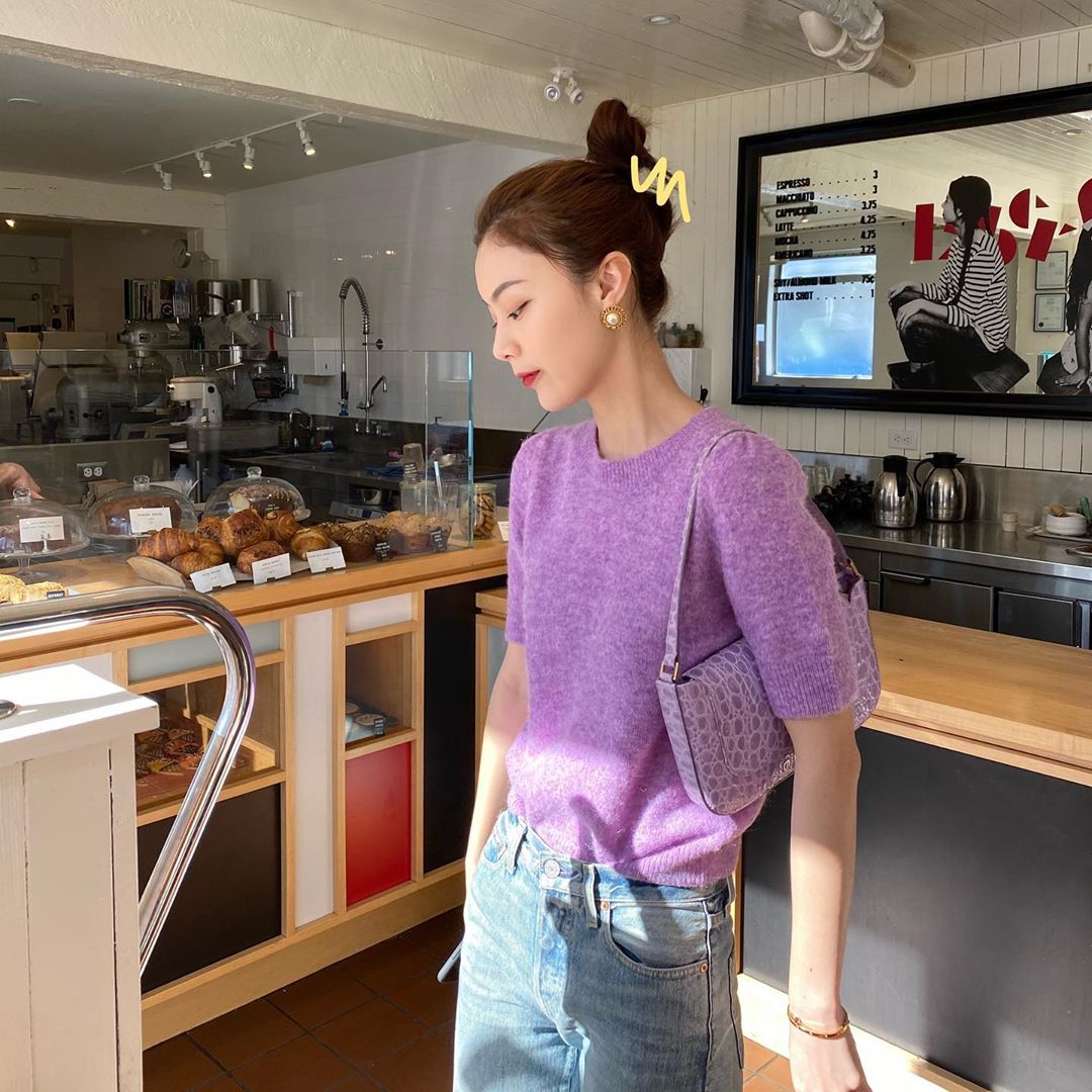 4 items kết hợp cực nuột với áo tím hot hit, chị em diện lên chỉ đẹp và sang chứ không có chuyện sến 4 items kết hợp cực nuột với áo tím hot hit, chị em diện lên chỉ đẹp và sang chứ không có chuyện sến