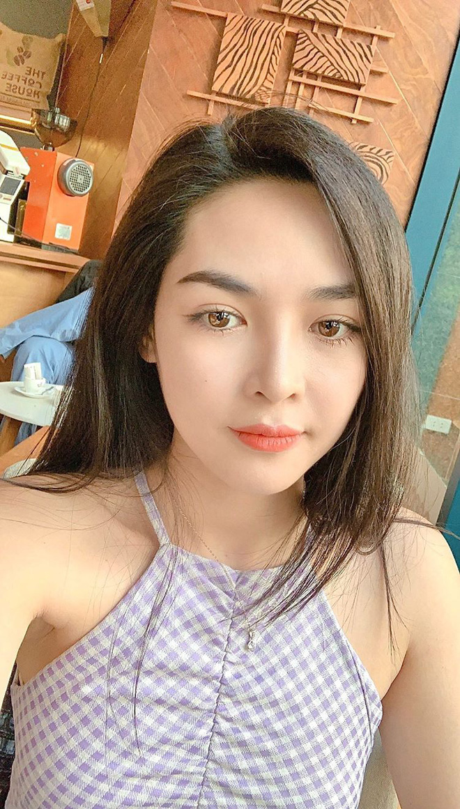 Ngắm 10 set đồ với áo tank top vừa mát vừa cool này, nàng nào cũng muốn múc liền vài chiếc diện hè - 10 Ngắm 10 set đồ với áo tank top vừa mát vừa cool này, nàng nào cũng muốn múc liền vài chiếc diện hè - 10